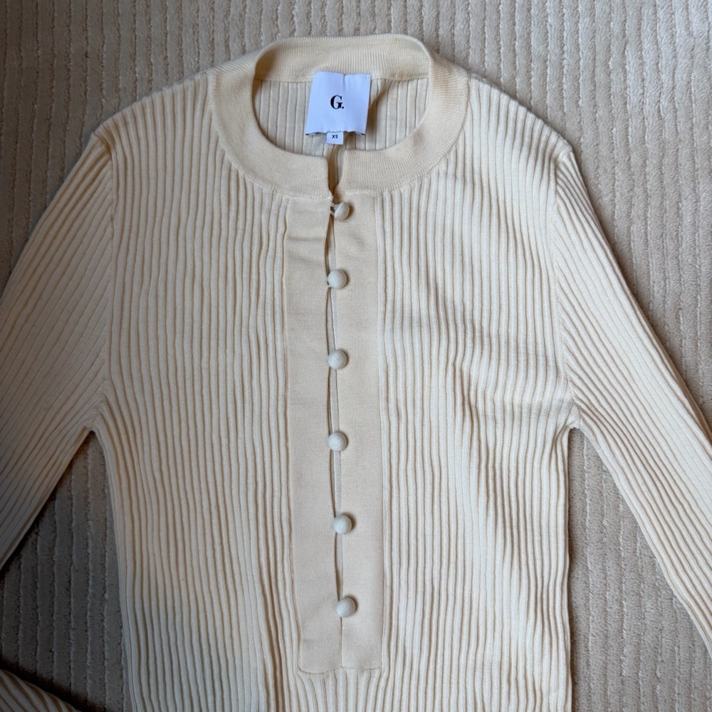 Cream Ribbed Button-Up Sweater Top - Picture 3 of 3